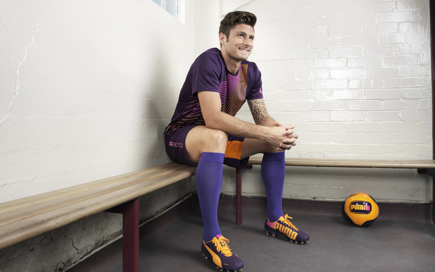 德甲极速反击：瞬间突破，得分如入无人之境！，德甲冲刺速度最快球员